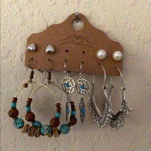 5 pair of brand new earrings